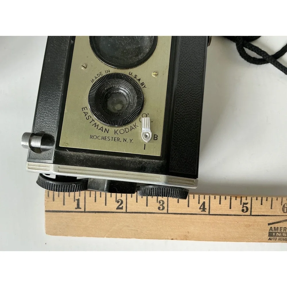 Kodak Vintage Brownie Reflex Twin Lens Box Camera Art Deco 127 Film Rochester NY